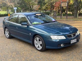 2004 Holden Commodore